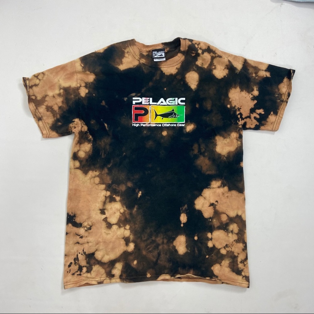 Pelagic fish tie dye tee. Size Medium